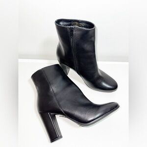 Annabella Women’s Leather Booties - size 9